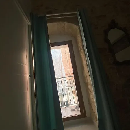 Dimora Del Carmine Μπάρι