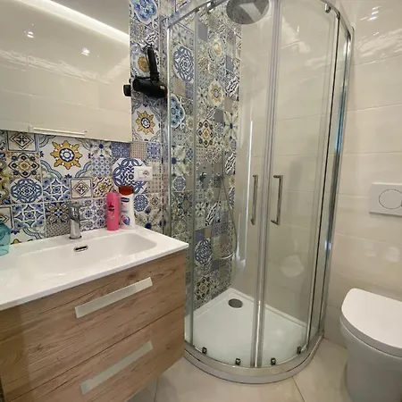 Πανσιόν Dimora Del Carmine 3*