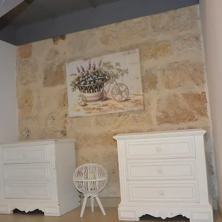 Dimora Del Carmine בארי