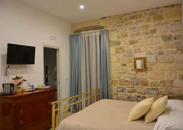 Dimora Del Carmine 3*