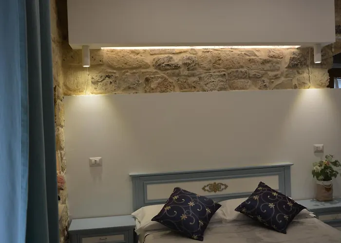 Dimora Del Carmine Guest house 3*